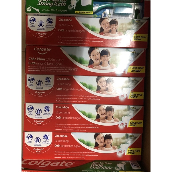 kem đánh răng colgate 225g combo 10 cây tặng kèm bàn chải mỗi cây