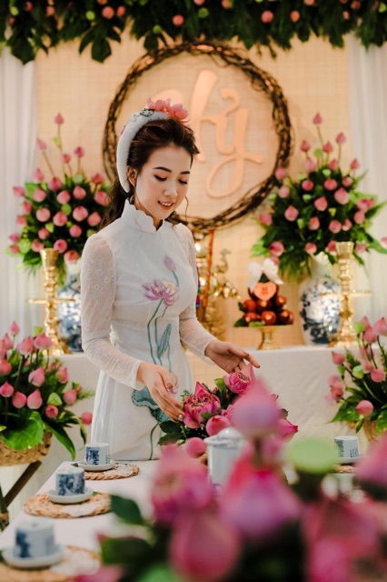 Mấn cô dâu đính hoa phụ kiện cưới