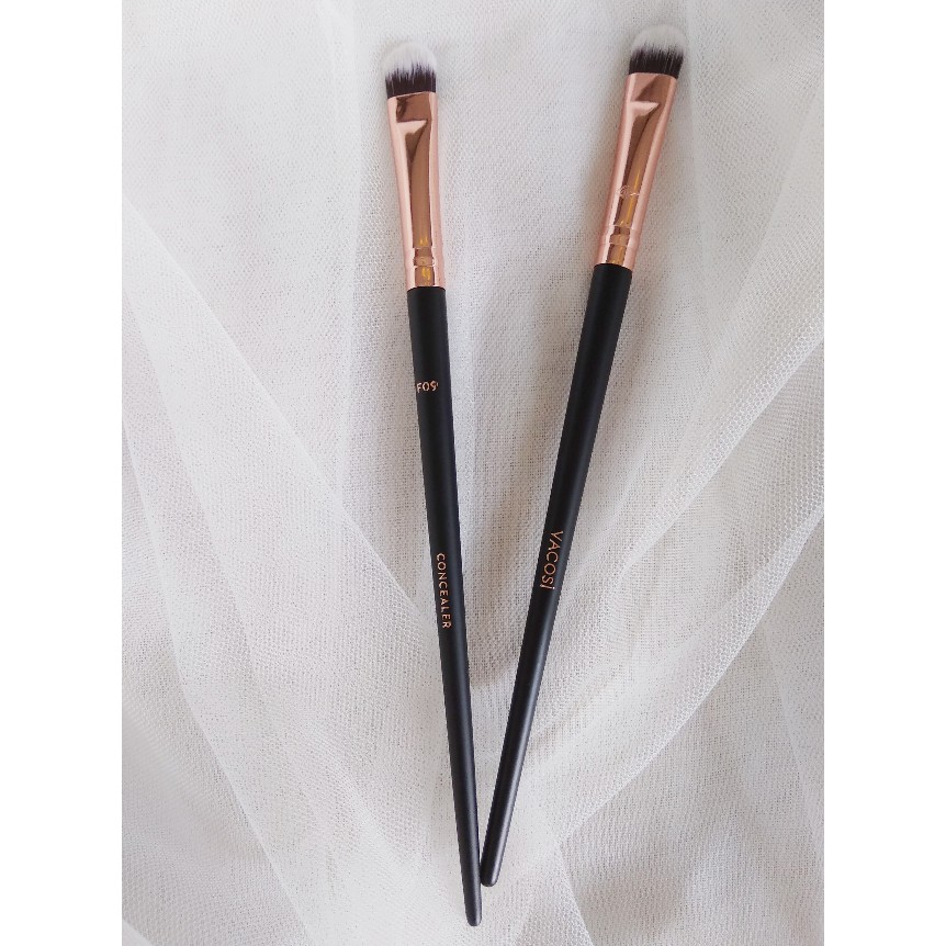 Cọ che khuyết điểm Vacosi Concealer Brush F09