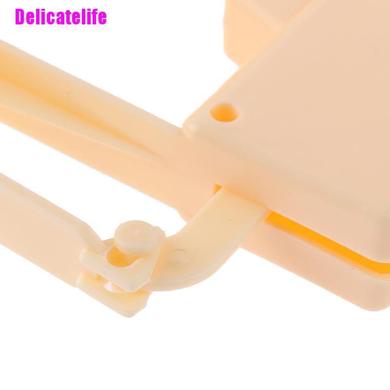 1 phễu rót bột làm bánh cầm tay có thể điều chỉnh