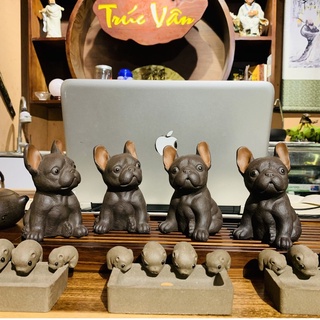 Pet bull tử sa đặt bàn trà