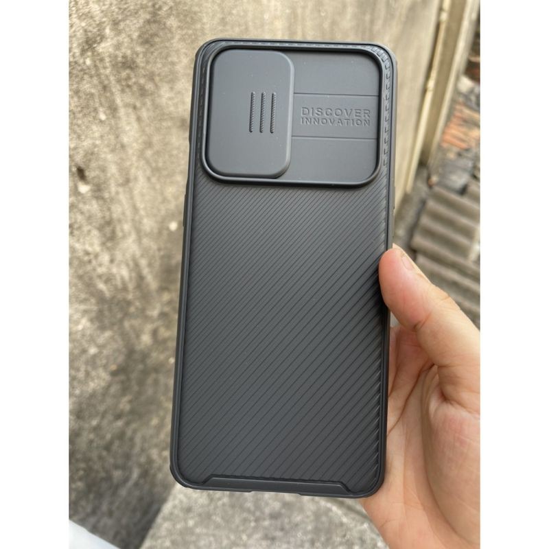 Ốp lưng Nillkin trượt bảo vệ camera Oneplus 9 Pro Nillkin Camshield chính hãng