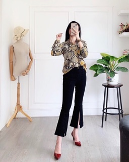 Set áo sơ mi rắn + quần legging