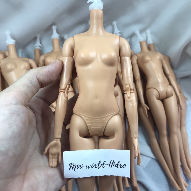 Body thân rời búp bê Barbie khớp made to move chính hãng