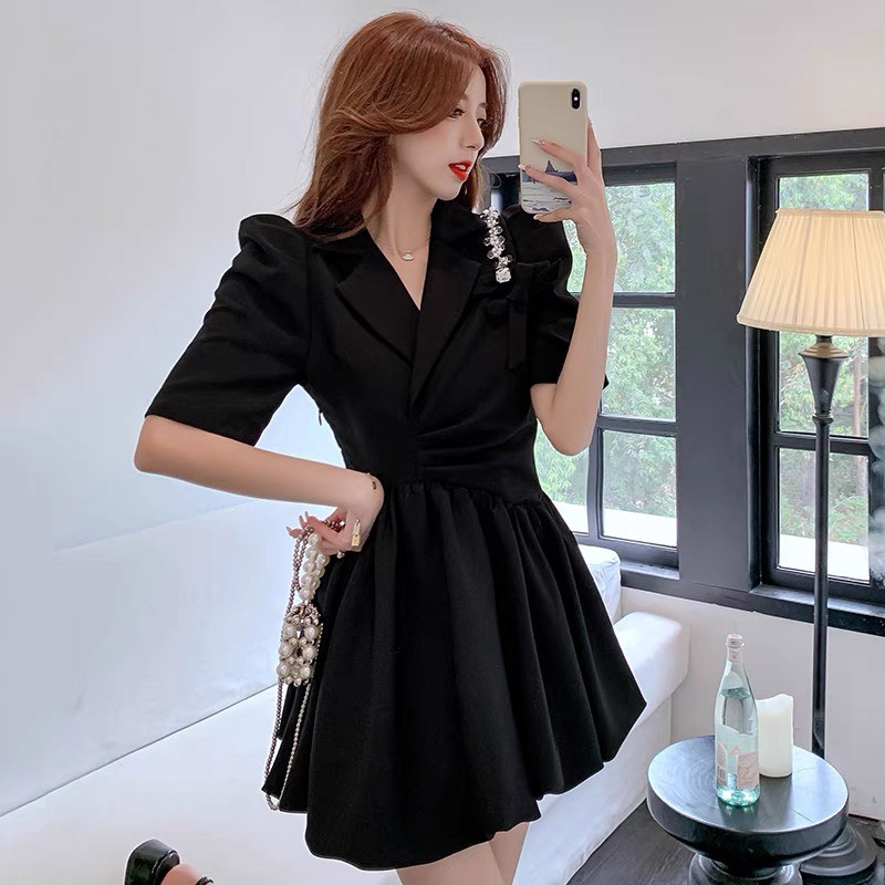 Váy thô cổ vest 2 Lớp  có lót ngực