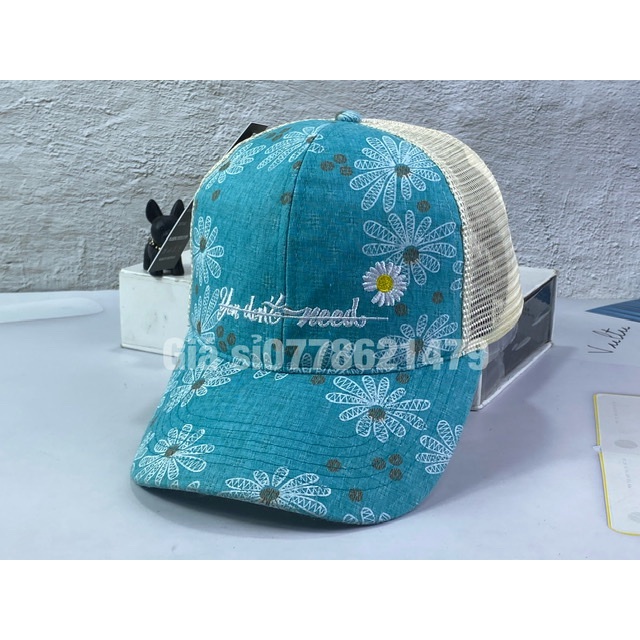 Mũ kết lưỡi trai  hoa cực đẹp phối lưới kem phong cách trẻ thời trang