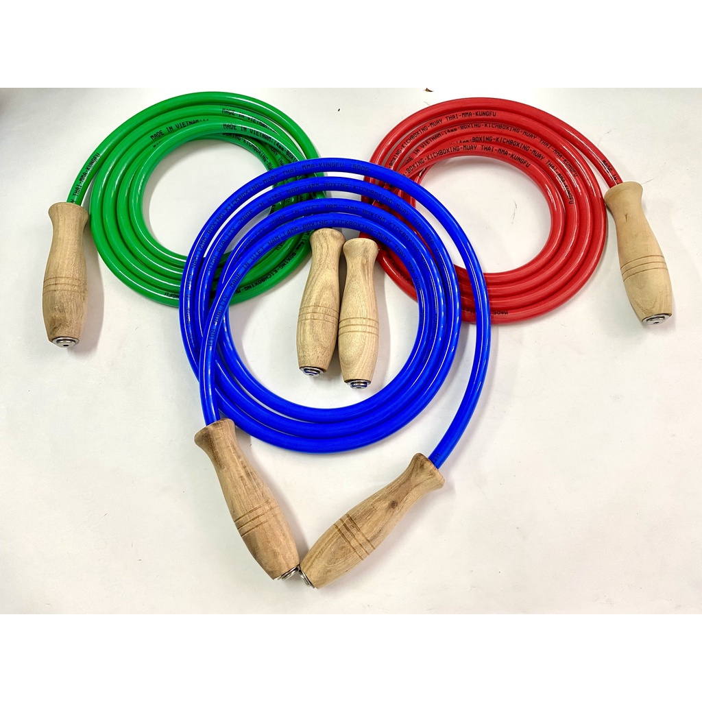 Dây Nhảy thể lực bản to cán gỗ dây nhựa 14mm  dùng cho thể lực rất tốt dài 3m
