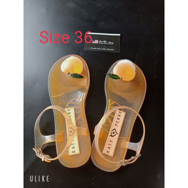 Giày bệt thơm mùi trái cây