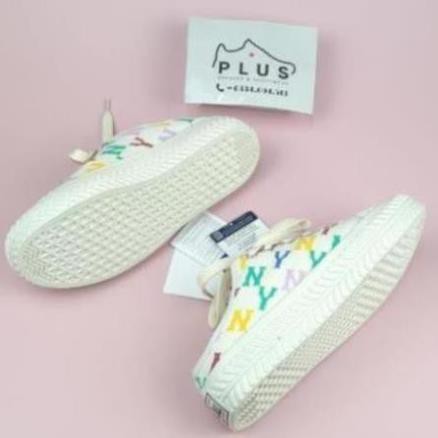 Giầy thể thao họa tiết nữ cao cấp. | BigBuy360 - bigbuy360.vn