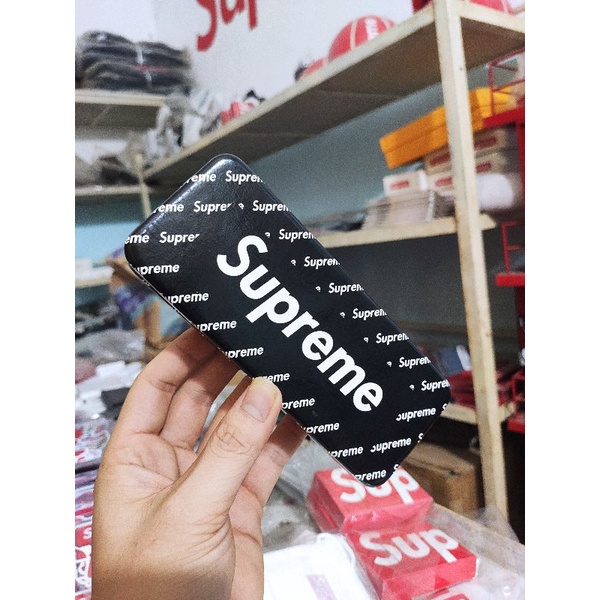 Hộp đựng bút  Supreme