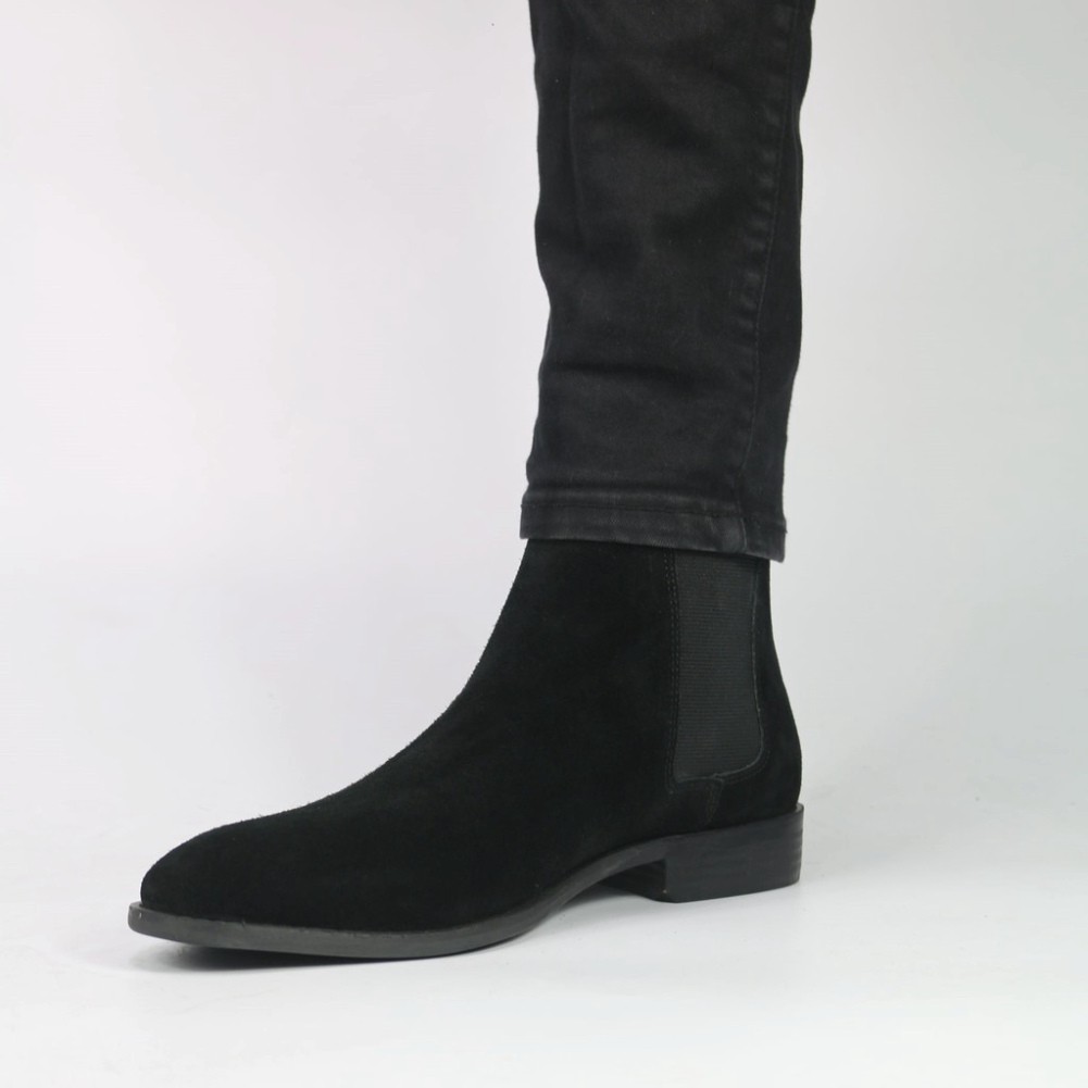 Giày thời trang Chelsea Boots màu đen chất liệu da lộn | BigBuy360 - bigbuy360.vn