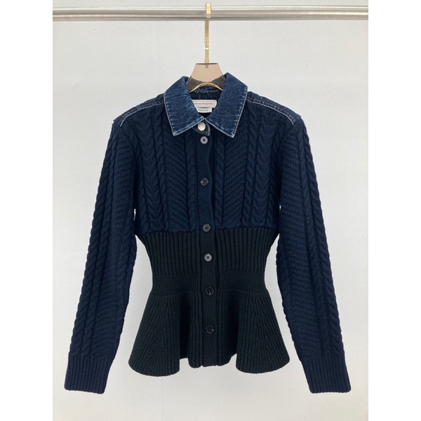 Áo len dài tay dáng ôm phần đuôi xoè cổ sơ mi thương hiệu thời trang cao cấp Alexander Wang