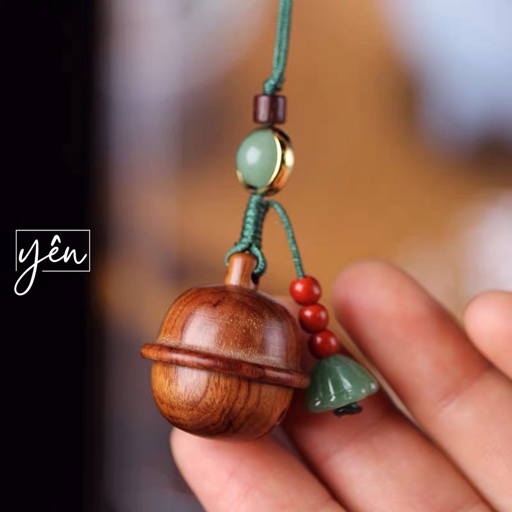 Móc treo chuông U Minh gỗ đàn hương đem lại may mắn bình an như món quà của Phật (treo điện thoại, túi, ...) (ULing)