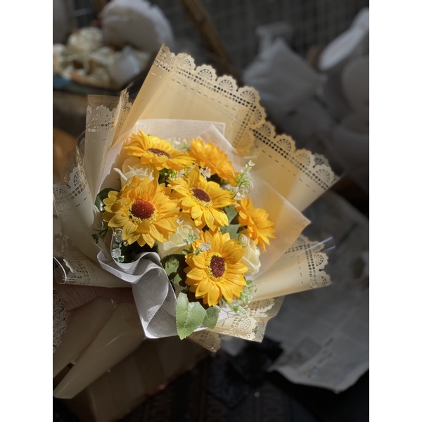 Bó hoa sáp hướng dương mix hoa hồng sáp