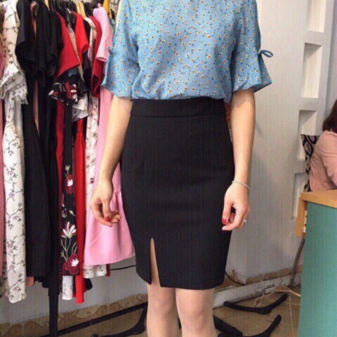 Chân váy công sở bút chì xẻ trước chất UMi xinh xắn