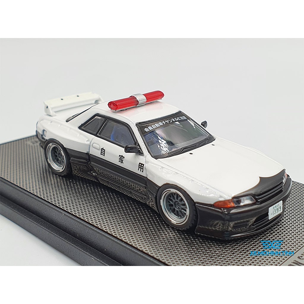 Xe Mô Hình Nissan Skyline GT-R(R32) Pandem/Rocket Bunny Japan Police Livery DriftCar Tỉ lệ 1:64 Inno Model ( Trắng Đen )