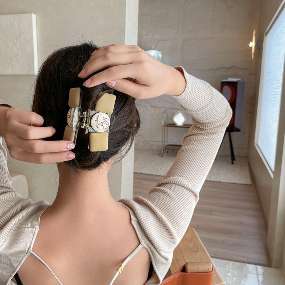 Kẹp Tóc Hình Khối Lập Phương Bằng Nhựa Resin Màu Ngà Thanh Lịch Cho Nữ