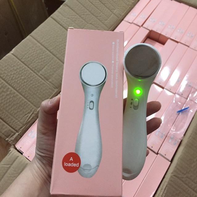 MÁY MASSAGE RỬA MẶT ION .