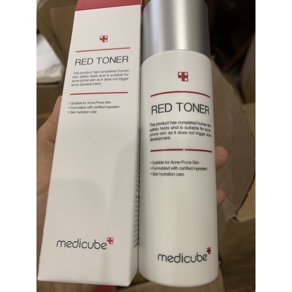 Red toner cho da nhạy cảm và da nhạy cảm medicube 100ml