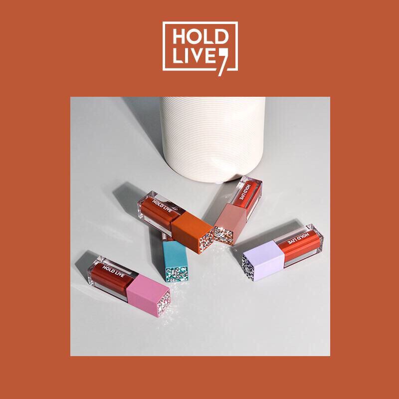 Son kem lì nắp đính đá Hold Live Star-Charm Velvet Matte Lip