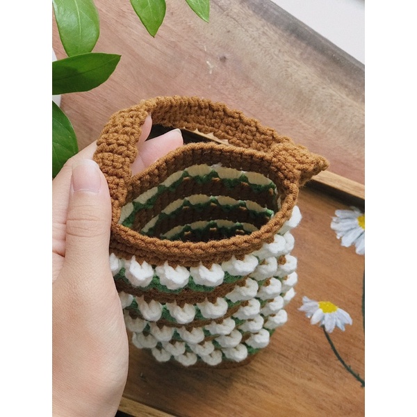 Túi đựng bình nước móc len thủ công