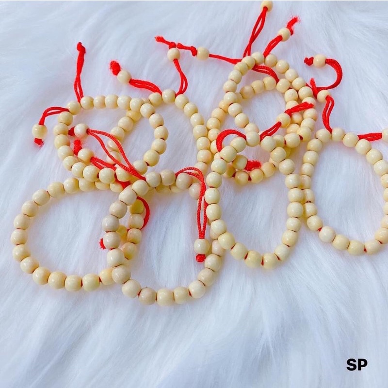 Vòng dâu tằm chỉ đỏ cho bé