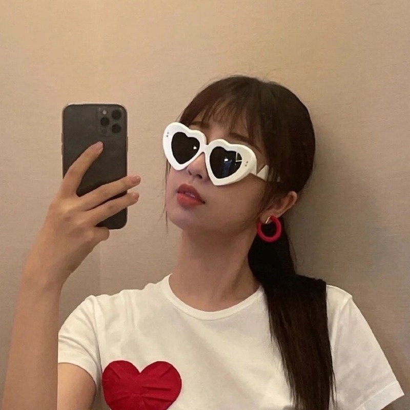 Kính Mát Gọng Hình Trái Tim Thời Trang Dành Cho Nữ
