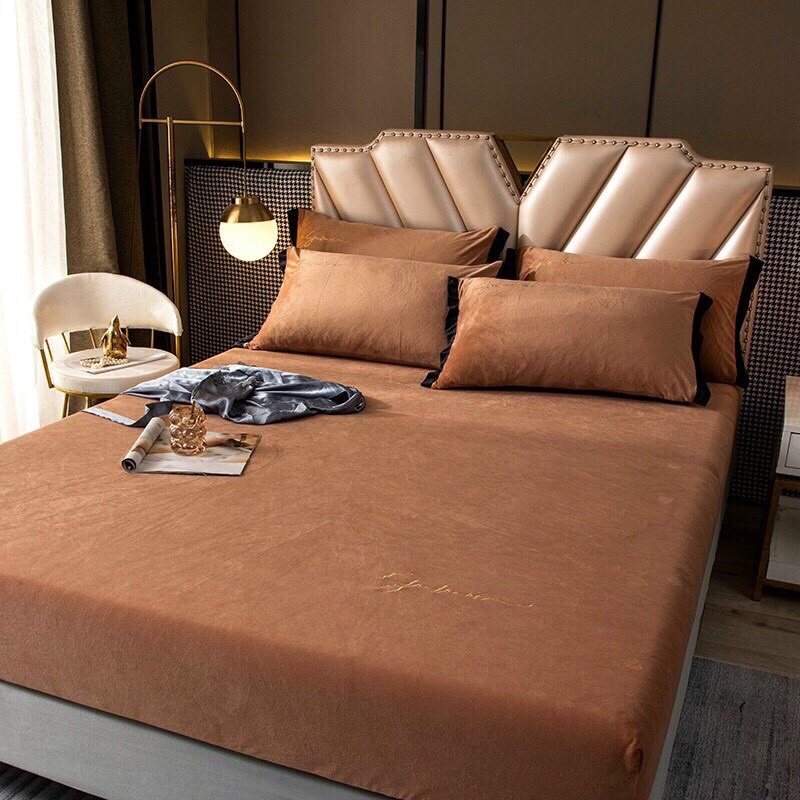 NỈ NHUNG MỊN THÊU THƯƠNG HIỆU SUMOI ĐỦ SIZE( tặng kèm hai vỏ gối)