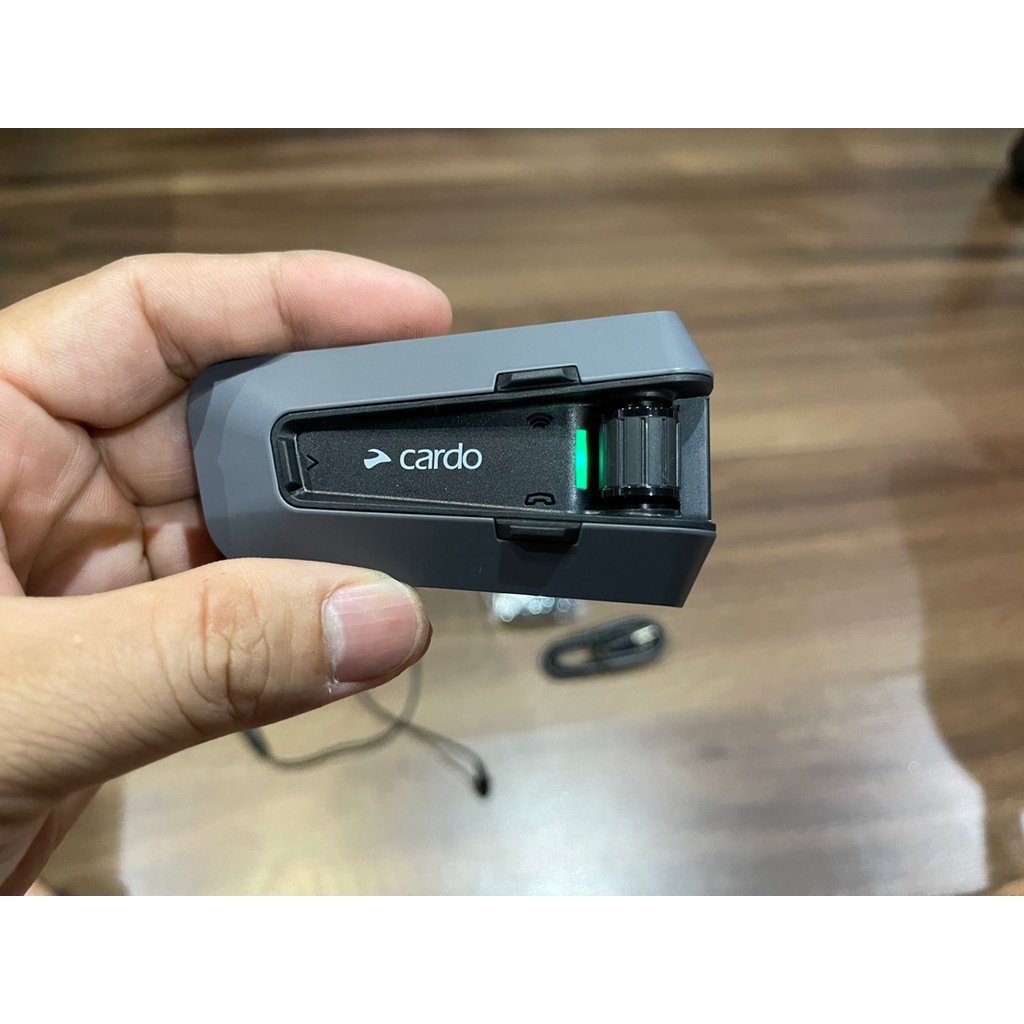 Tai nghe Bluetooth Cardo Packtalk EDGE đàm thoại nhóm 15 người