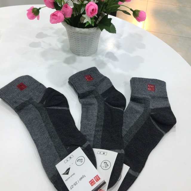 Tất uniqlo cho nam hàng trung cổ