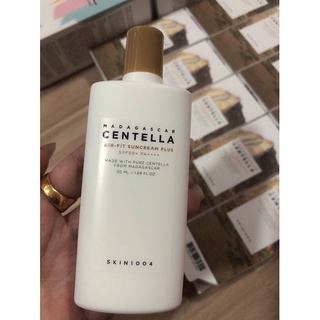 Kem chống nắng skin1004 centella