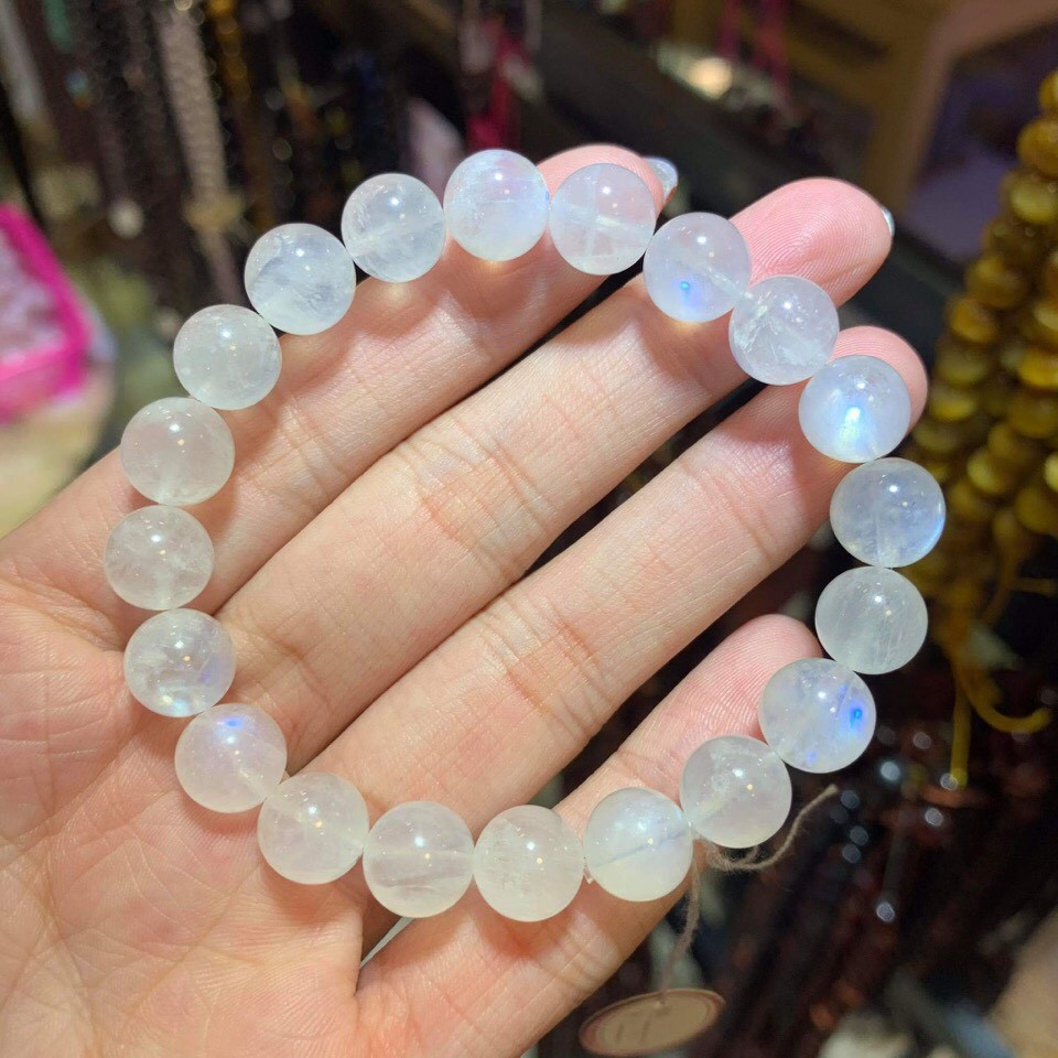 Vòng tay đá phong thủy đá mặt trăng 8 mm