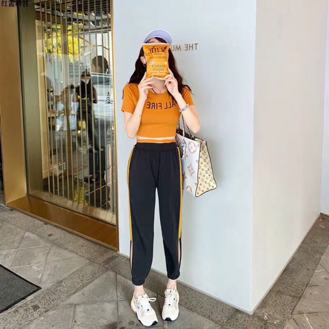 quan áo mai thao