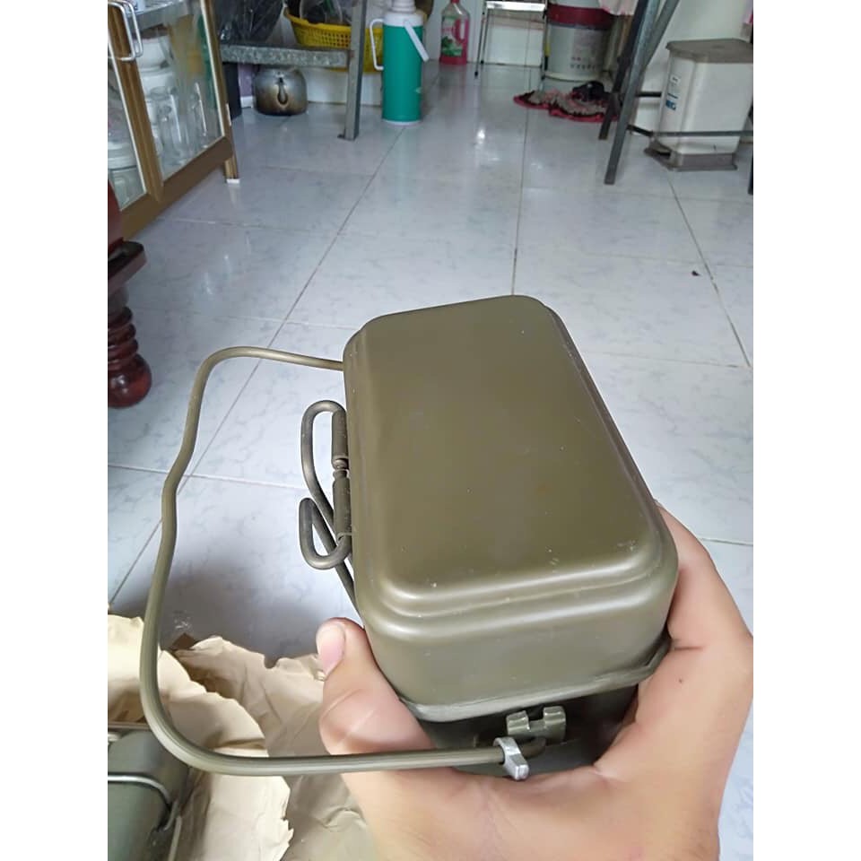 Cà mèn xưa hàng viện trợ cho LÍNH