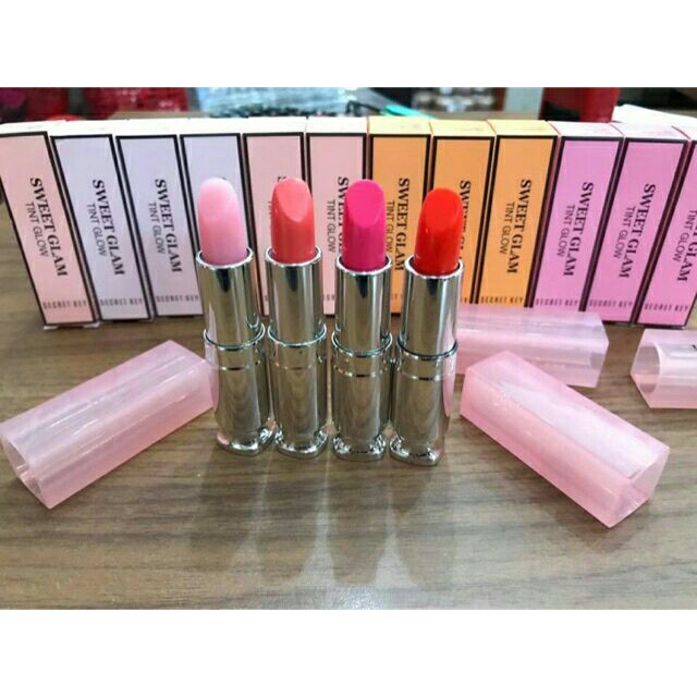 Son dưỡng có màu Sweet Glam Tint Glow