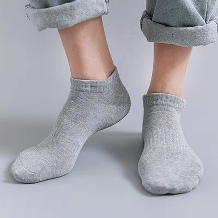 Vớ thuyền nông vô hình khử mùi chống trượt màu đen và trắng xám cho nam và nữ