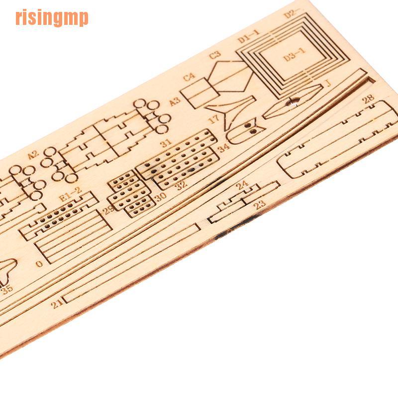 Mô Hình Thuyền Gỗ Tỉ Lệ 1: 70 Sống Động