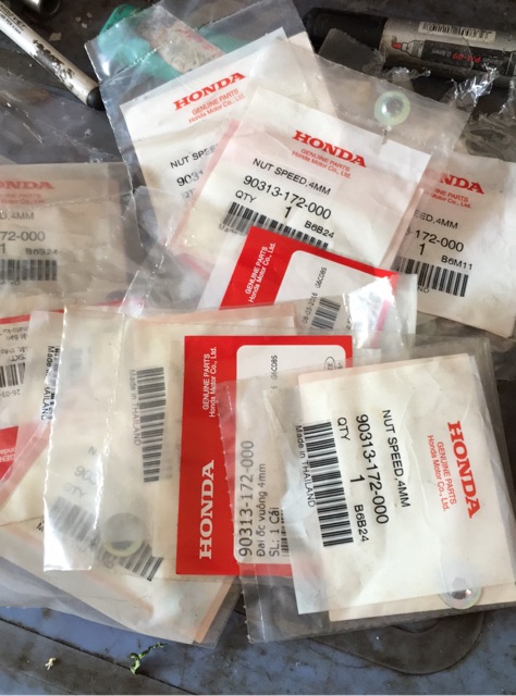 Hoa thị chốt tem đào và chốt CDI