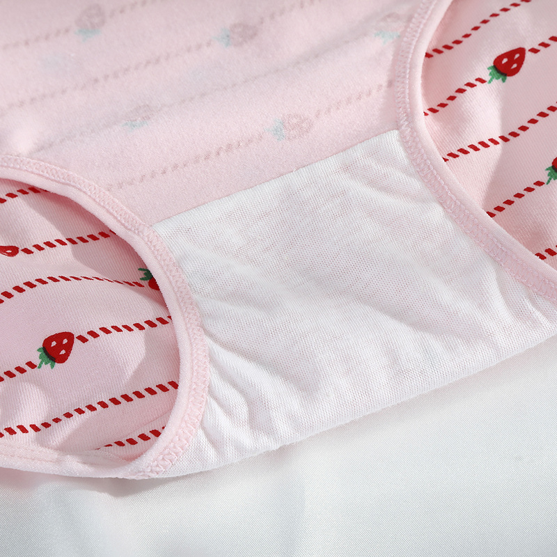 Quần lót cotton không đường may hình trái dâu ngọt ngào lưng cao cho nữ Levao