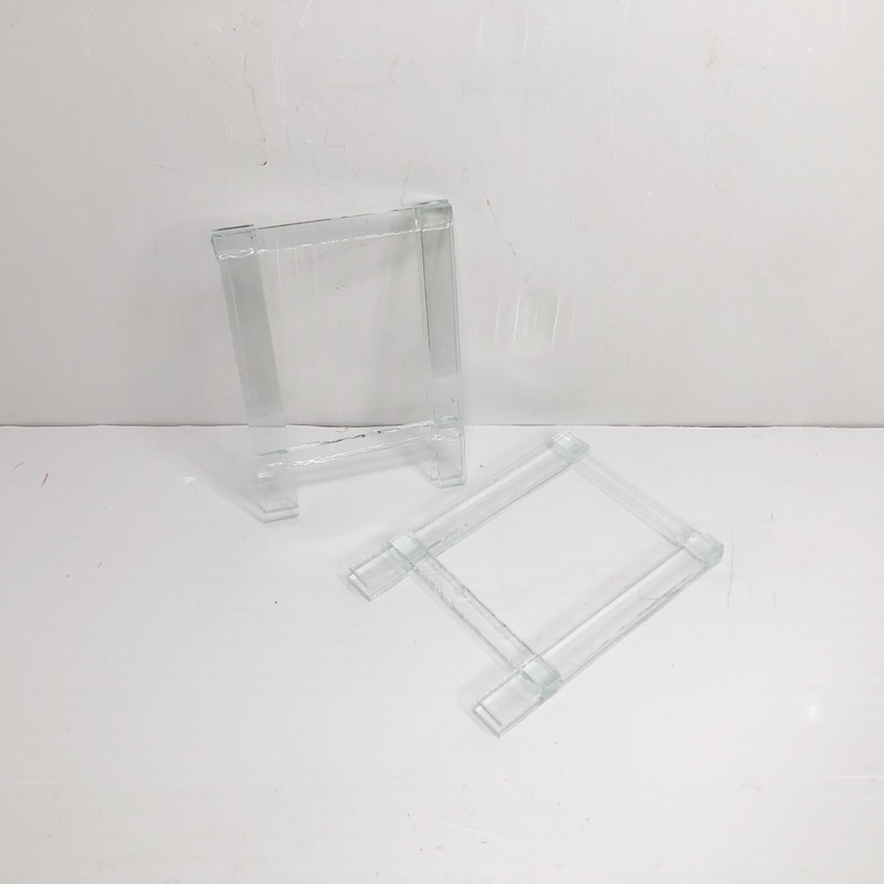 Gác Nâng Cao Đèn Bể Cá Thuỷ Sinh Bằng Kính Cho Bể Dày Từ 4li Đến 5li