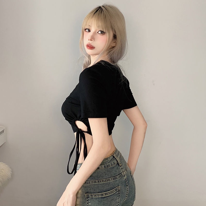 Áo Thun Crop Top Cổ V In Chữ Phối Dây Xích Sáng Tạo Thời Trang Mùa Hè 2022 Cho Nữ