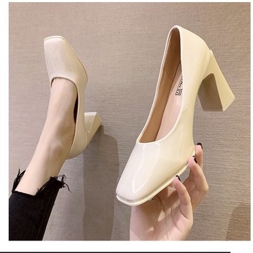 BEESHOES - GIÀY CAO GÓT NỮ MŨI VUÔNG  - GIÀY CAO GÓT NỮ GÓT TRỤ CAO 7 PHÂN SẴN MÀU ĐEN - VÀNG  211215