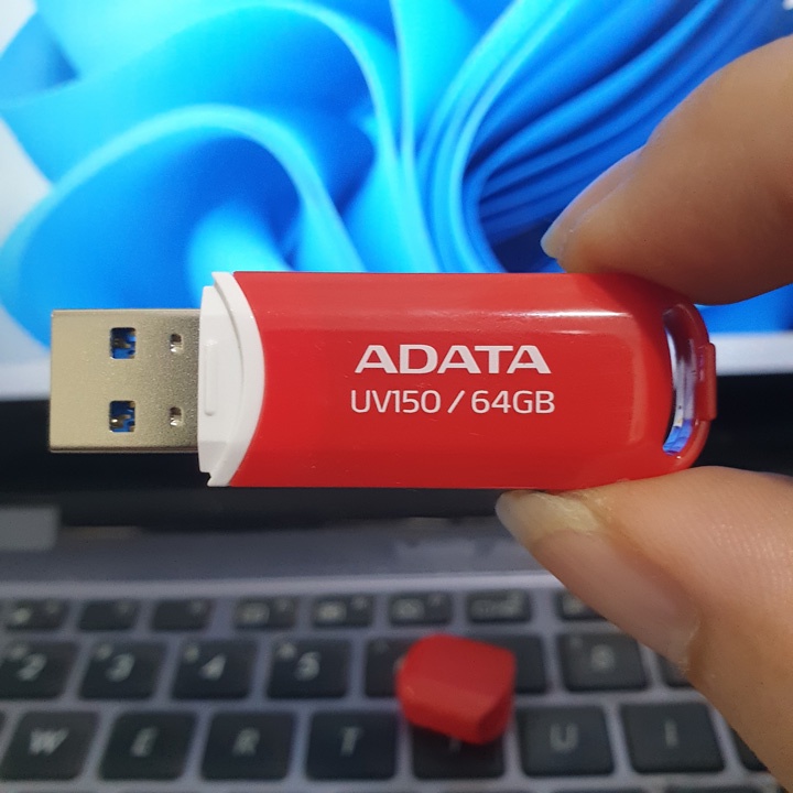 USB 3.0 3.2 Adata UV150 64GB