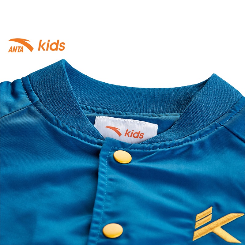 Áo khoác bomber bé trai họa tiết ngộ nghĩnh Anta Kids 352149620-2, dáng bóng chày, chất liệu chống nước