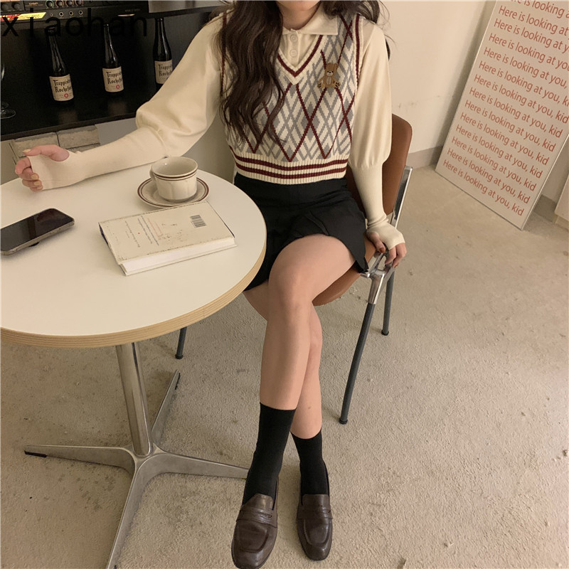 Áo Len Không Tay Thêu Hình Gấu Xinh Xắn Cho Nữ | BigBuy360 - bigbuy360.vn