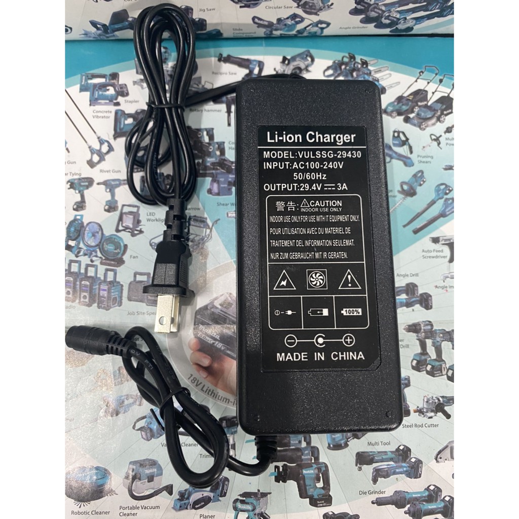 Sạc 7S 29.4V - 5A pin Li-ion , có quạt tản nhiệt và đèn báo đầy pin. BN.