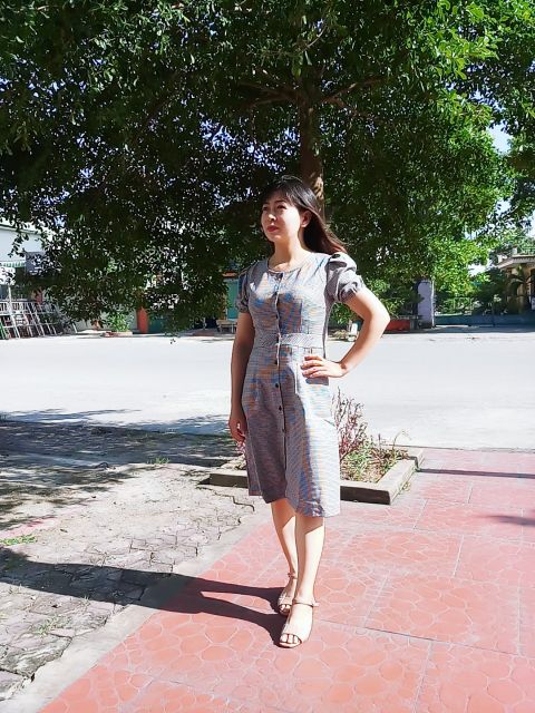 Váy kẻ caro dọc khuy hàng vintage Quảng Châu