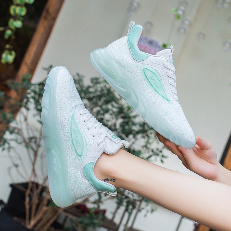 Giày Thể Thao Nữ Thoáng Khí Thời Trang Mới