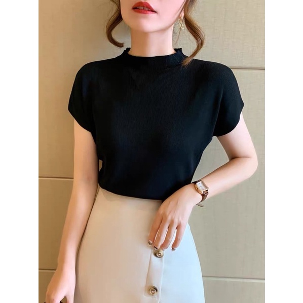 Áo thun tay hến mặc vest cổ tròn cao cấp