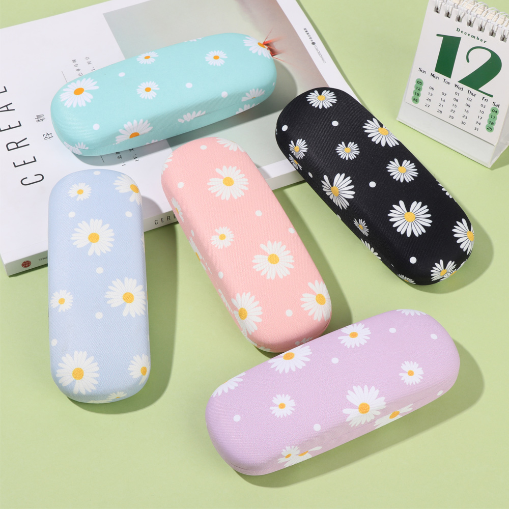 Hộp Đựng Mắt Kính Họa Tiết Hoa Cúc Dễ Thương
